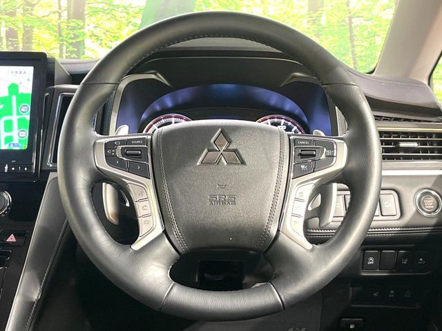 �y�����v�����X�e�A�����O�z�㎿�Ȋv���g�p���邱�ƂŁA��ɂ����������݂ƂĂ��^�]���₷���n���h���ł���