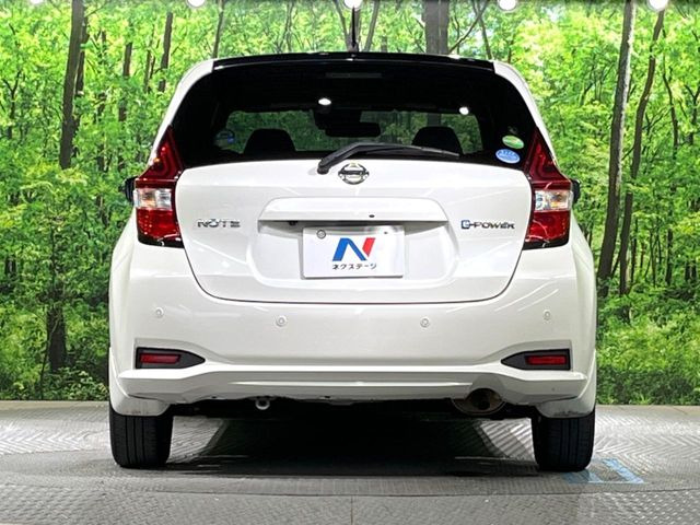 安心の最長10年・走行無制限保証(有償)をご用意。保証内容も充実はもちろん、無料点検&オイル交換や、年中無休の全国・24時間ロードサービスも付帯されておりますのでご安心下さい。