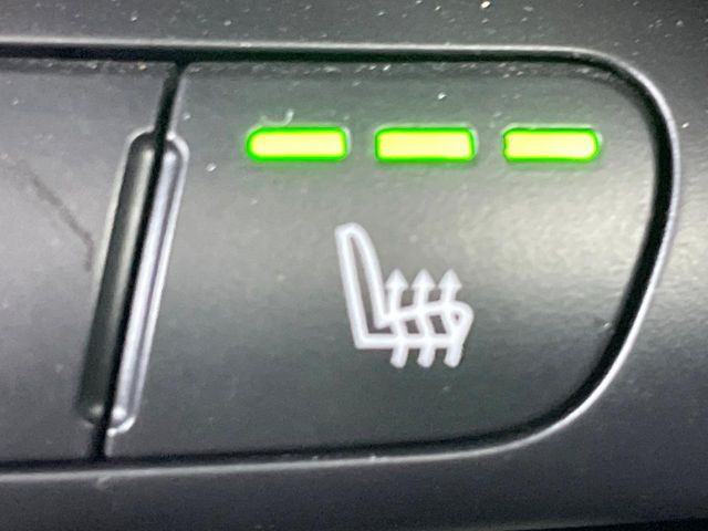 ���t�����g�V�[�g�q�[�e�B���O:�^�]�ȁE����ȋ��ɎO�i�K�Œ��߂��\�ȃV�[�g�q�[�^�[�𑕔����Ă���܂��B�G�߂��킸���K�ɂ��g�p���������܂��B