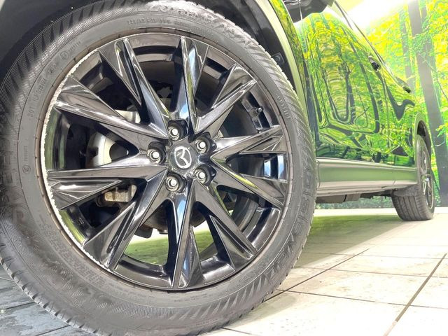 �y����19�C���`�A���~�z�C�[���z�O�ςɃ}�b�`���������A���~�z�C�[���𑕒����Ă���܂��B�e��ЊO�A���~�z�C�[����A�X�^�b�h���X�^�C�����戵�����Ă���܂��B���񂲑��k����������