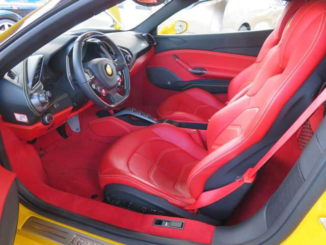 488スパイダーF1 DCT