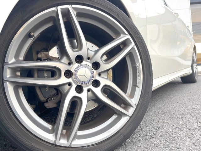 ������18�C���`�A���~�z�C�[��:�A���ԂȂ�ł͂̑�z����������x����z�C�[���Ƒ����ł�!���{�Ԃ̑���Ɋ���Ă�����ɂ����Б̊����Ē��������قǁA�������x���ł܂Ƃ܂��Ă��܂�!