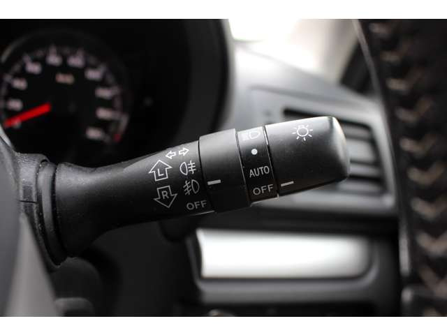 �I�[�g���C�g