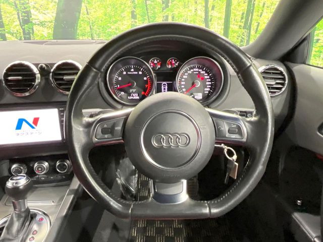 �y�����v�����X�e�A�����O�z�㎿�Ȋv���g�p���邱�ƂŁA��ɂ����������݂ƂĂ��^�]���₷���n���h���ł���