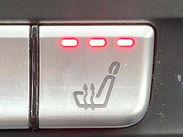 ���t�����g�V�[�g�q�[�e�B���O:�^�]�ȁE����ȋ��ɎO�i�K�Œ��߂��\�ȃV�[�g�q�[�^�[�𑕔����Ă���܂��B�G�߂��킸���K�ɂ��g�p���������܂��B