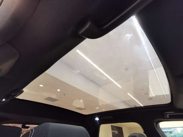 ディスカバリースポーツダイナミック SE 2.0L D200 ディーゼル 4WD