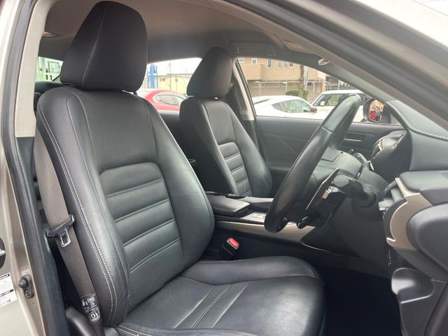 �^�]�ȃV�[�g���͎g�p�������Ȃ��A�ǍD�ȏ�ԂƂȂ��Ă��܂��B���J�Ɏg���Ă������Ƃ��悭�킩��܂��ˁB