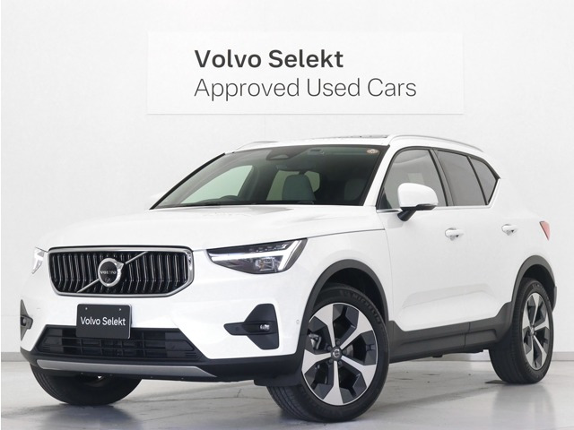 XC40ウルトラ B4 AWD 4WD