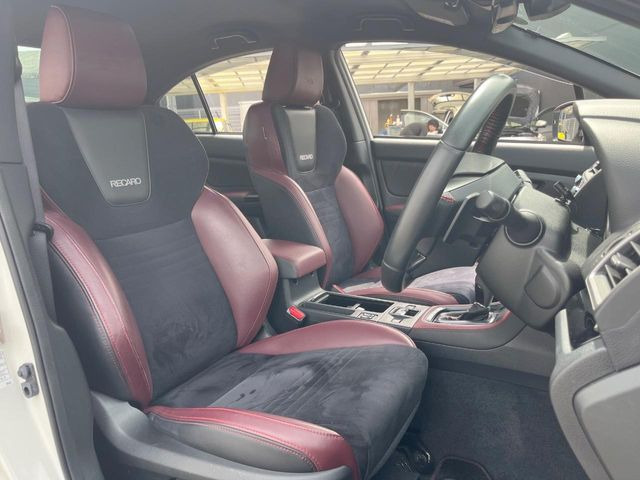 �yRECARO���o�P�b�g�V�[�g�z�l�ԍH�w�Ɋ�Â����ʈ����z�ɂ���č��ւ̕��S�Ⓑ���ԉ^�]���̔�J�������y������ڂŃ��J���Ƃ킩��X�|�[�e�B�ȃ��b�N�X�������ł��B