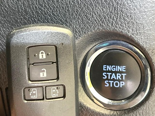 �y�X�}�[�g�L�[�z�J�o����|�P�b�g�ɓ��ꂽ�܂܂ł��h�A�̎{���E�������\�ȃX�}�[�g�L�[�𑕔��B�G���W���̃I���E�I�t�����J�M�����o���K�v����������Ƃ��Ă��֗��ł���