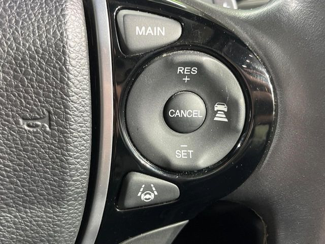 �y�A�_�v�e�B�u�N���[�Y�R���g���[���z�������H�ł̒��������s���y��!!�����ő��x��ۂN���[�Y�R���g���[�����A�Փˌy���V�X�e���ƘA�g���A�O���̎ԗ������m���ĎԊԂ�ۂ悤�ɑ��x���߂��Ă���܂�!!