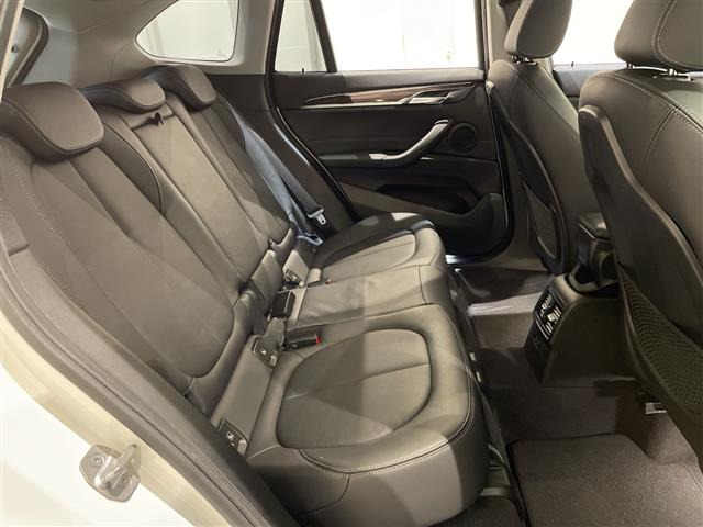 X1xドライブ 18d xライン 4WD