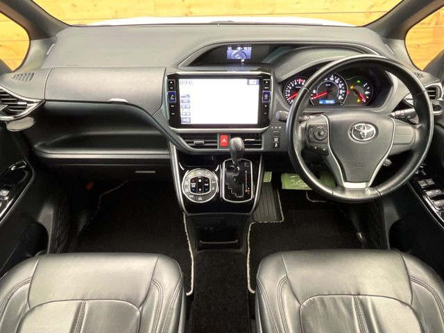 ヴォクシー2.0 ZS 煌II