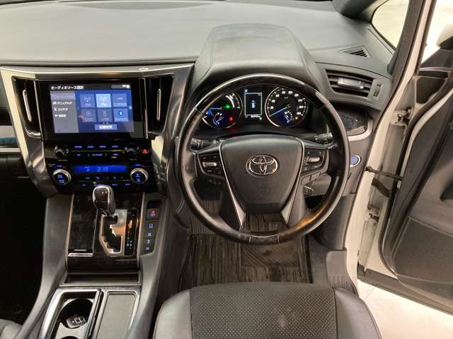 アルファードハイブリッド 2.5 S タイプゴールド E-Four 4WD