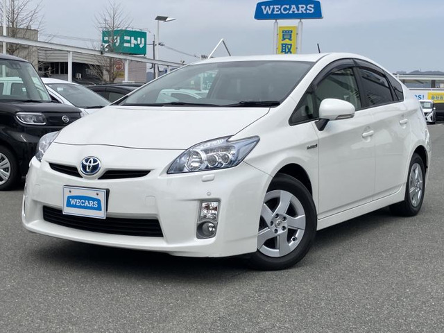 プリウス1.8 S LEDエディション