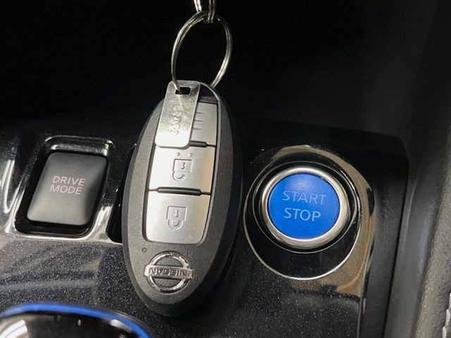 �y�C���e���W�F���g�L�[�z�J�o����|�P�b�g�ɓ��ꂽ�܂܂ł��h�A�̎{���E�������\�ȃX�}�[�g�L�[�𑕔��B�G���W���̃I���E�I�t�����J�M�����o���K�v����������Ƃ��Ă��֗��ł���