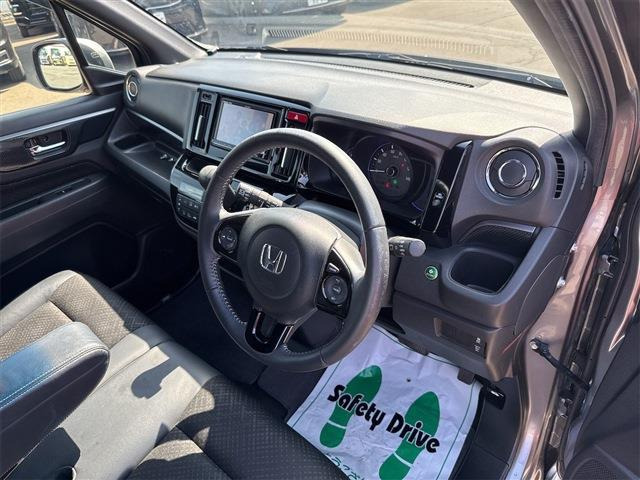 �K���X�R�[�e�B���O�A�i�r�Q�[�V�����AETC�ȂǁA���̑��̃p�[�c�̎��t�������ς���̂����k�������Ă���܂�!!�N���}�̂��Ɖ��ł����C����������!