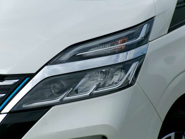 セレナ1.2 e-POWER ハイウェイスターV