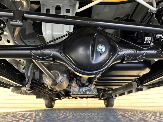 ����肪���ꂢ�Ȃ����ɁA�h�K���H�̎{�H���I�X�X���B�~��n��͂������A���ݕ��ɂ��Z���̕���A��Ń}�����E�E�B���^�[�X�|�[�c���������ɂ��D�]���������Ă���܂��B