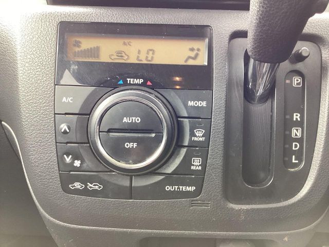 �y�I�[�g�G�A�R���z��x���D�݂̉��x�ɐݒ肷��΁A�ԓ��̉��x�����m�����ʂ≷�x�������Œ����B����&hellip;����&hellip;�Ɖ��x���X�C�b�`���������K�v�͂���܂���B���K�Ȏԓ���Ԃɂ͕K�{�̋@�\�ł��ˁ�