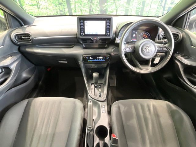 ヤリス1.5 ハイブリッド X