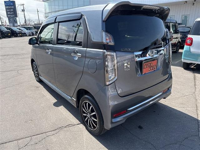 �݌ɎԂ́A�F�X�ȎԎ킪�������p�ӂ������Ă���܂��B