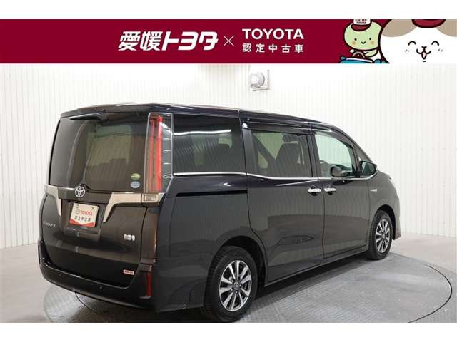 エスクァイアハイブリッド1.8 Gi プレミアムパッケージ ブラックテイラード