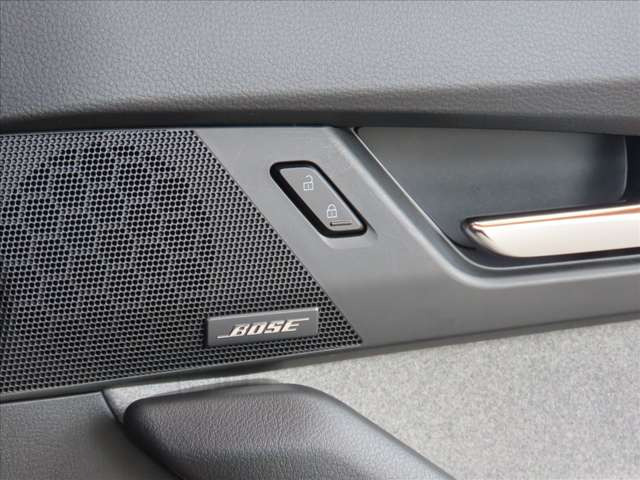 MX-30ロータリーEVナチュラル モノトーン