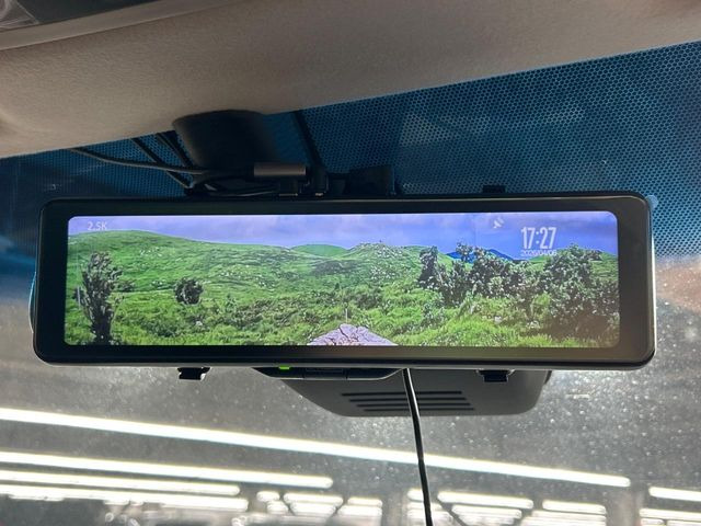 �y�f�W�^�����[���~���[�z��Ȃ̑傫�ȉו��⓯��҂Ō�����m�F���Â炢���ł����S!�J�������B�e�����ԗ�����̉f�������[���~���[���ɕ\���B�N���A�Ȏ��E�ŏ󋵂̊m�F���\�ł�!