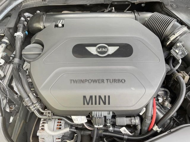 �����X�ł́A�e���[�J�[�̐�p�f�f�e�X�^�[�𓱓��B���Ǝ��i�����e�N�j�J���X�^�b�t���풓���Ă���܂��̂ŁA������̍ۂɂ����S���Ă����p���������܂��B