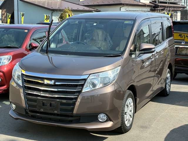 ノア2.0 X サイドリフトアップシート 4WD