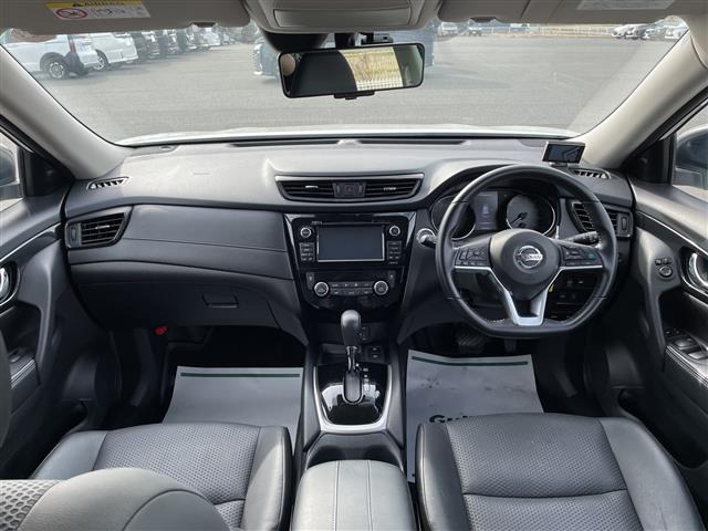 エクストレイル2.0 20Xi 4WD