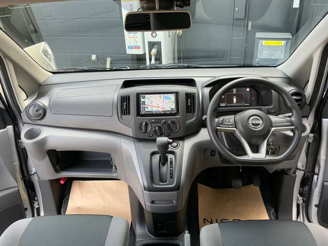 NV200バネットバン1.6 DX