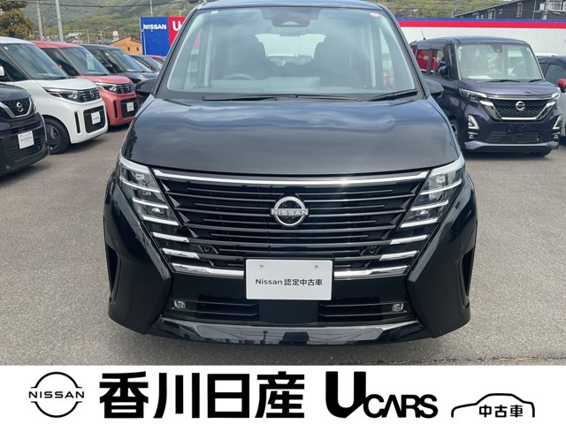 セレナ1.4 e-4ORCE ハイウェイスターV 4WD