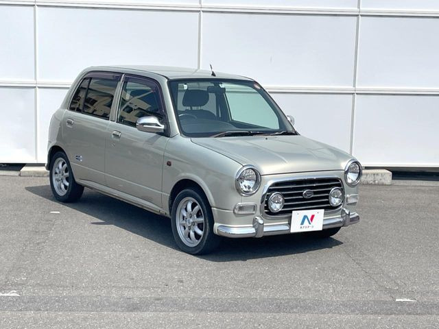 �������x�̃K���X�疌�ŝ����͂������A�㎿�ȃc���E����������B���O����_���J�����؂Ȉ��Ԃ�ی삵�A�F�����E�򉻂�h�~�B�u�e�X�v���b�V���R�[�g�v�A�u�e�v���~�b�T�R�[�g�v���炨�I�т��������܂��B