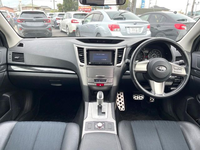 レガシィツーリングワゴン2.5 i アイサイト Bスポーツ 4WD