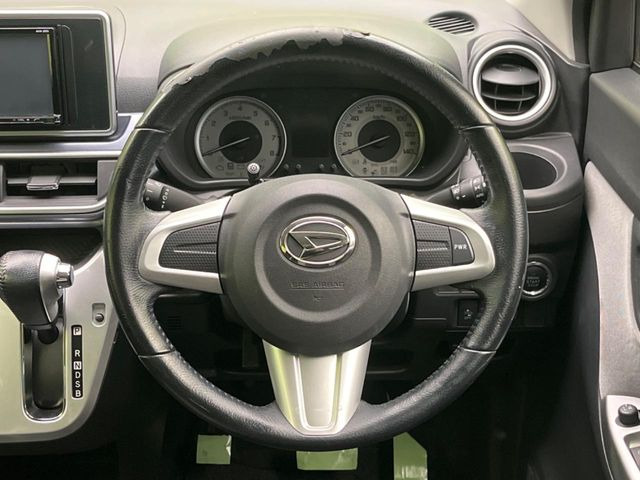 �y�����v�����X�e�A�����O�z�㎿�Ȋv���g�p���邱�ƂŁA��ɂ����������݂ƂĂ��^�]���₷���n���h���ł���