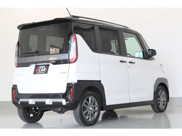 デリカミニT プレミアム 4WD