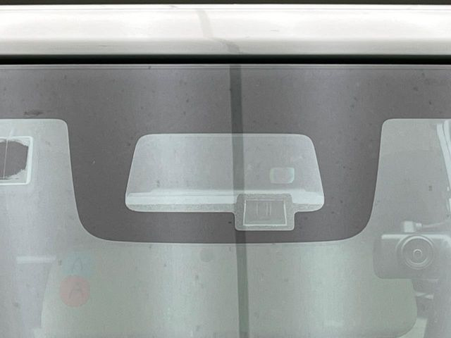 �y�X�Y�L �Z�[�t�e�B�T�|�[�g�z���s���ɑO���̎ԗ�����F�����A�Փ˂������Ȏ��͌x��ƃu���[�L�ŏՓˉ���Ɣ�Q�y�����A�V�X�g�B�����S�Ƀh���C�u�����y���݂��������܂��B