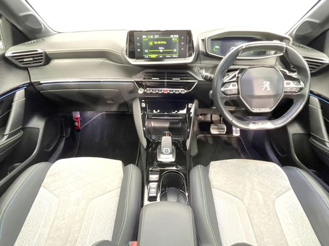 輸入車グループ総在庫数約2,000台!全国の系列店からメーカー・車種問わずご紹介出来るので、あなたにピッタリのお車が見つかるはずです♪まずはお問い合わせ下さい☆