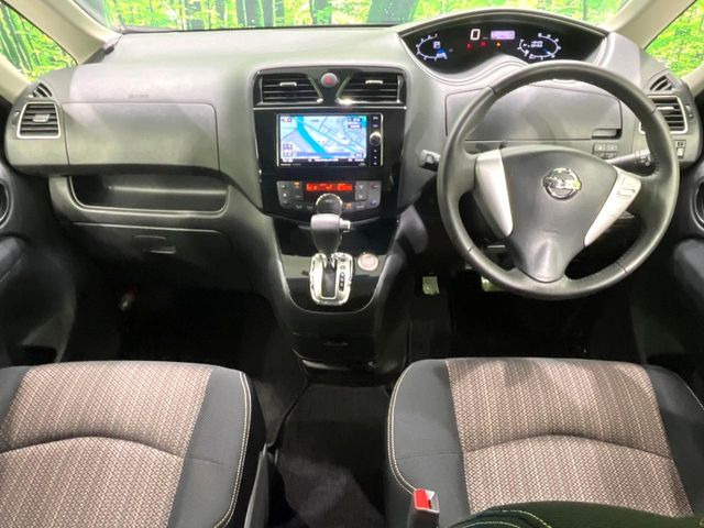 セレナ2.0 ハイウェイスター Vセレクション+Safety II S-HYBRID