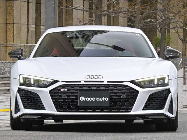 R8V10 パフォーマンス 5.2 FSI クワトロ 4WD