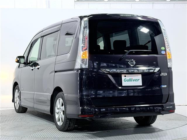 セレナ2.0 ハイウェイスター S-HYBRID