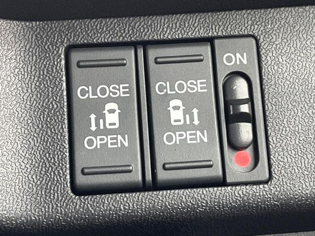 �y�����p���[�X���C�h�h�A�z�X�}�[�g�L�[��^�]�Ȃ̃X�C�b�`�Ō�ȗ����X���C�h�h�A�̊J���\���d��������͂����ăh�A���J����K�v�������A�����Ȃ��q�l�ł��ȒP�ɊJ���߂ł����K�ł���