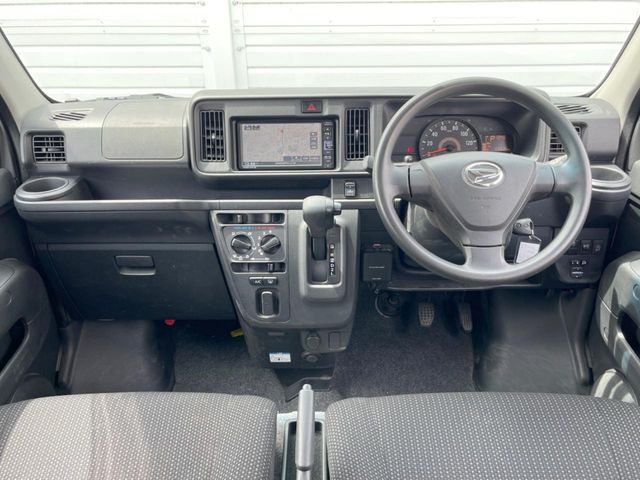 �O���[�v���݌ɐ���30,000��!!�S���̌n��X���烁�[�J�[�E�Ԏ��킸���Љ�o����̂ŁA���Ȃ��Ƀs�b�^���̂��Ԃ�������͂��ł���܂��͂��₢���킹��������