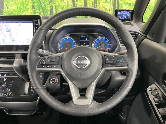 �y�X�e�A�����O�X�C�b�`�z�^�]���A�O������ڐ������炷���ƂȂ��A�I�[�f�B�I���̑��삪�\�ȕ֗��@�\!���S&���K�ȃh���C�u�����o���Ă���܂���