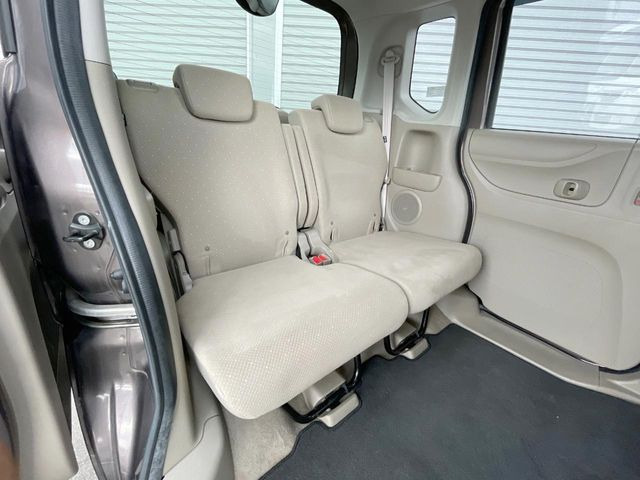 �L�X�Ƃ���2��ڃV�[�g�͋��Z���������A���S�n�����K!�F�B��Ƒ��Ƃ̂��o�����ɂ҂�����ł��B�x�r�[�V�[�g��`���C���h�V�[�g�g�p�������K�ɂ��߂�������������\���ȋ�Ԃ��m�ۂ��Ă��܂��B