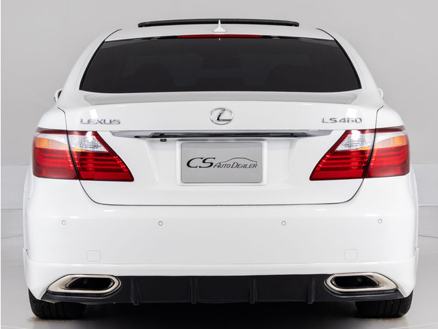 お買い得なエアロカスタム実施済車両!ホイール取り付けなども実施可能です!