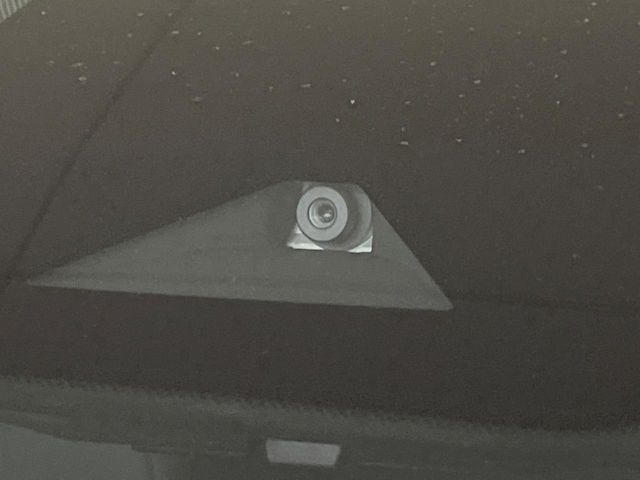 �y�C���e���W�F���g�G�}�[�W�F���V�[�u���[�L�z�t�����g�J�����őO���̎ԗ�����s�҂����m�B�Փ˂������Ȏ��͏Փ˔�Q�y���u���[�L���쓮�A�Փˉ�����T�|�[�g�B�����S�Ƀh���C�u�����y���݂��������܂��B