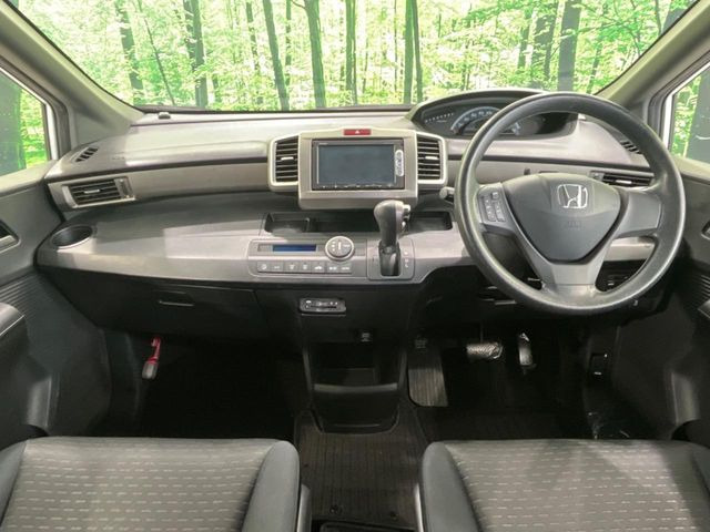 フリードスパイク1.5 G ジャストセレクション